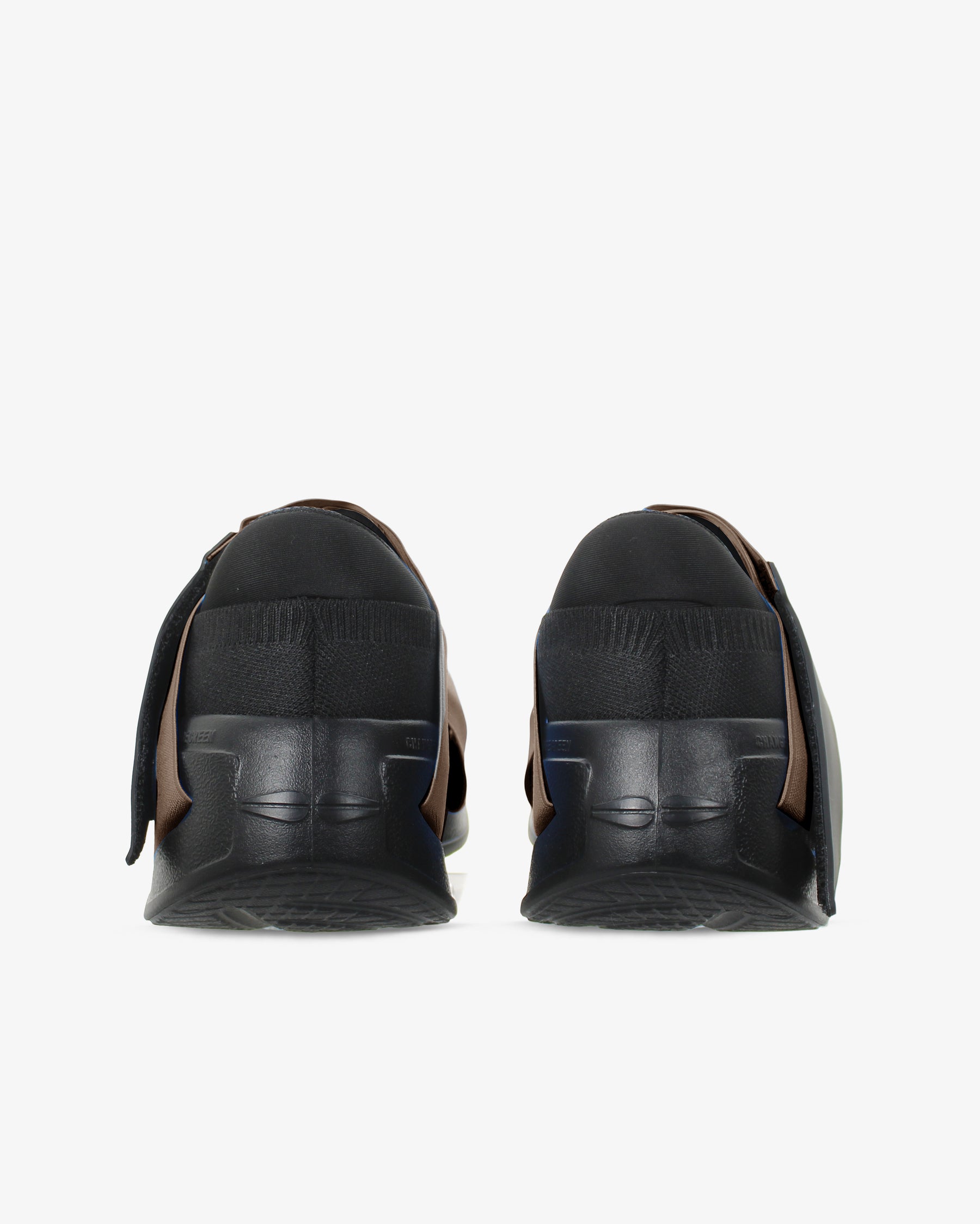 Change shoe