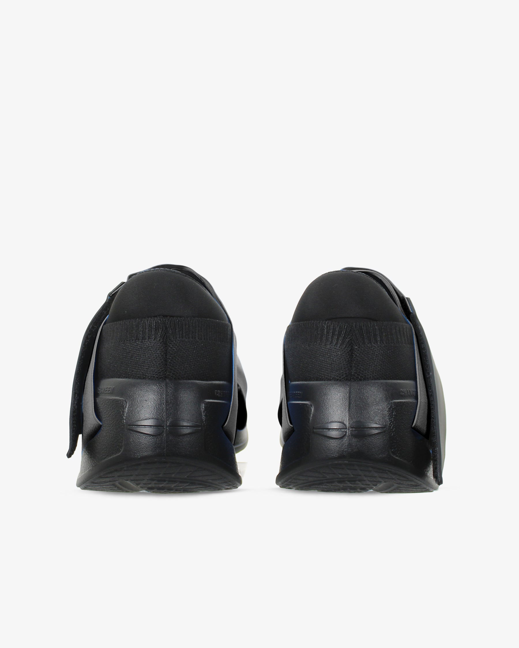 Change shoe